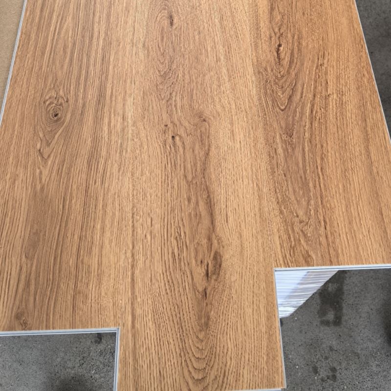 Pavimenti SPC di lusso