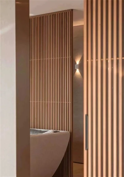 Classico rivestimento della parete WPC in legno