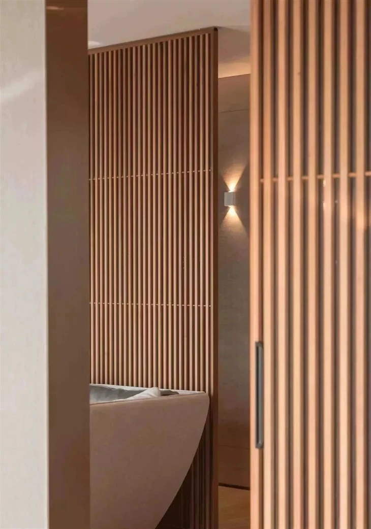 Classico rivestimento della parete WPC in legno